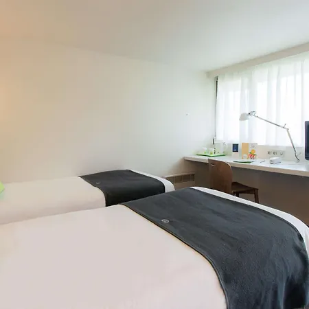 Campanile Angers Ouest - 3*