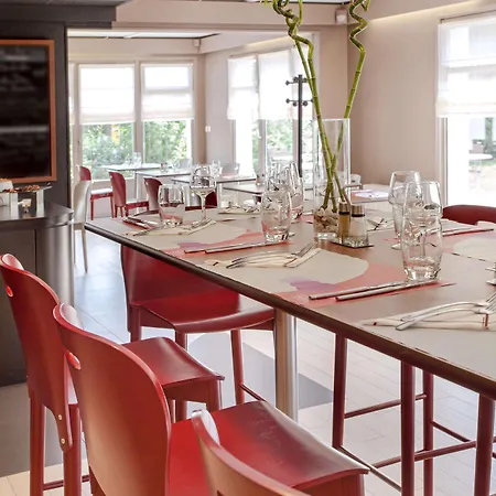Hotel Campanile Angers Ouest - 3*