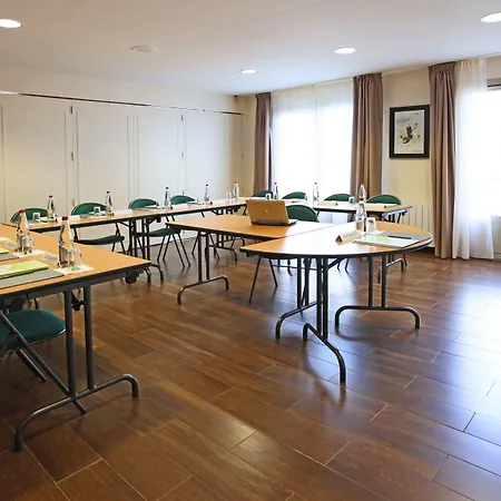 Hotel Campanile Angers Ouest - 3*