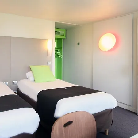 Campanile Angers Ouest - Hotel