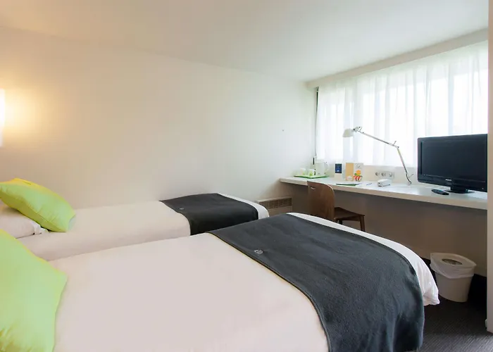 Campanile Angers Ouest - 3*