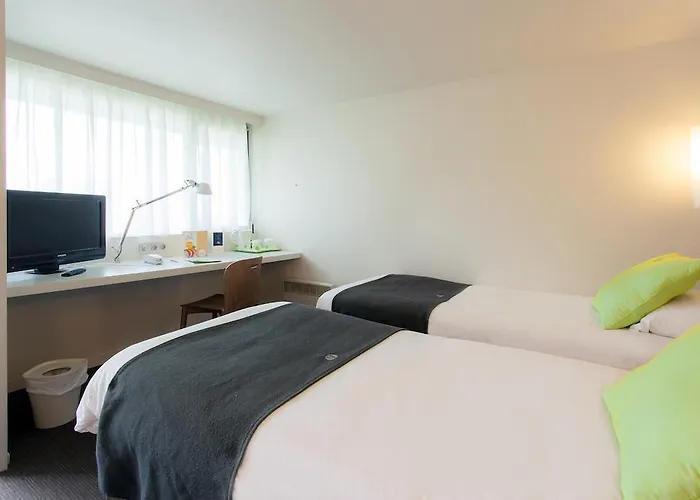 Campanile Angers Ouest - 3*