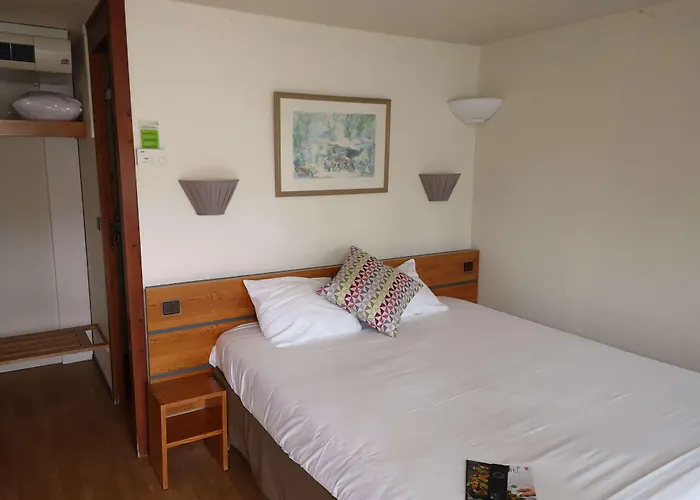 Campanile Angers Ouest - 3*