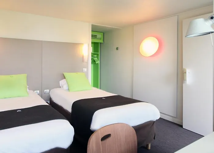 Campanile Angers Ouest - Hotel